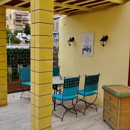 Suquet 2 アパート *